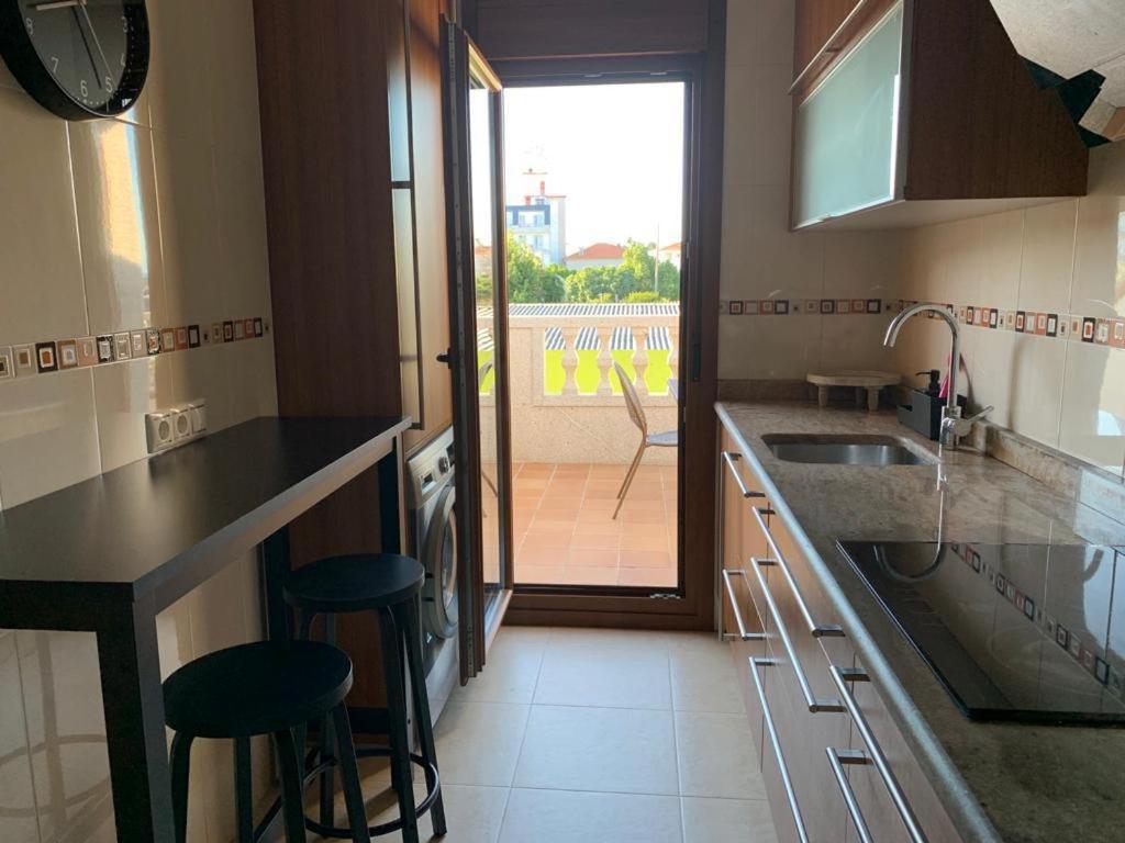 "Sanxenxo Holidays" Atico Con Garaje, Barbacoa Y Piscina A 5 Min Del Centro Eksteriør bilde